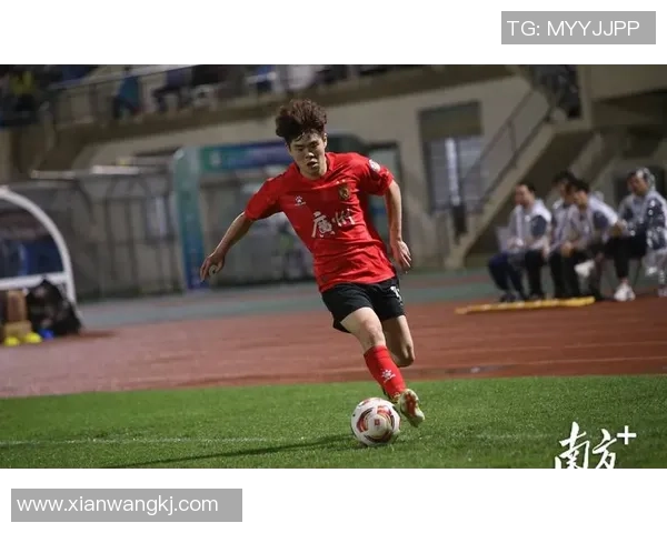 赛后分析：上海排球队与广州排球队的团队协作与战术对比探讨